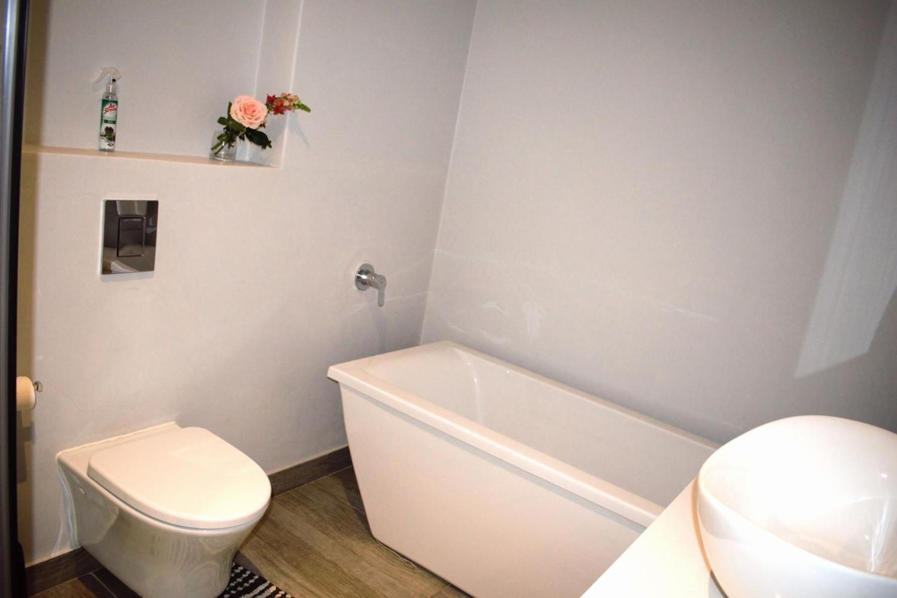 Spacious, Modern & Convenient Franschhoek Esterno foto