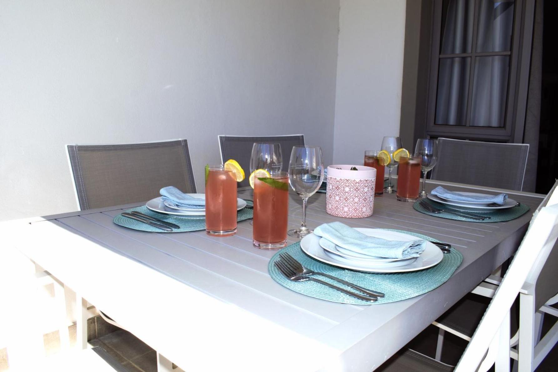 Spacious, Modern & Convenient Franschhoek Esterno foto