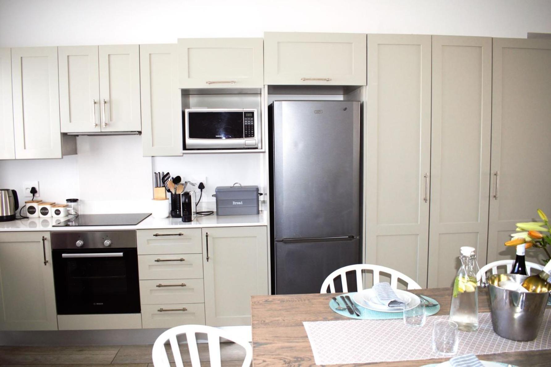 Spacious, Modern & Convenient Franschhoek Esterno foto