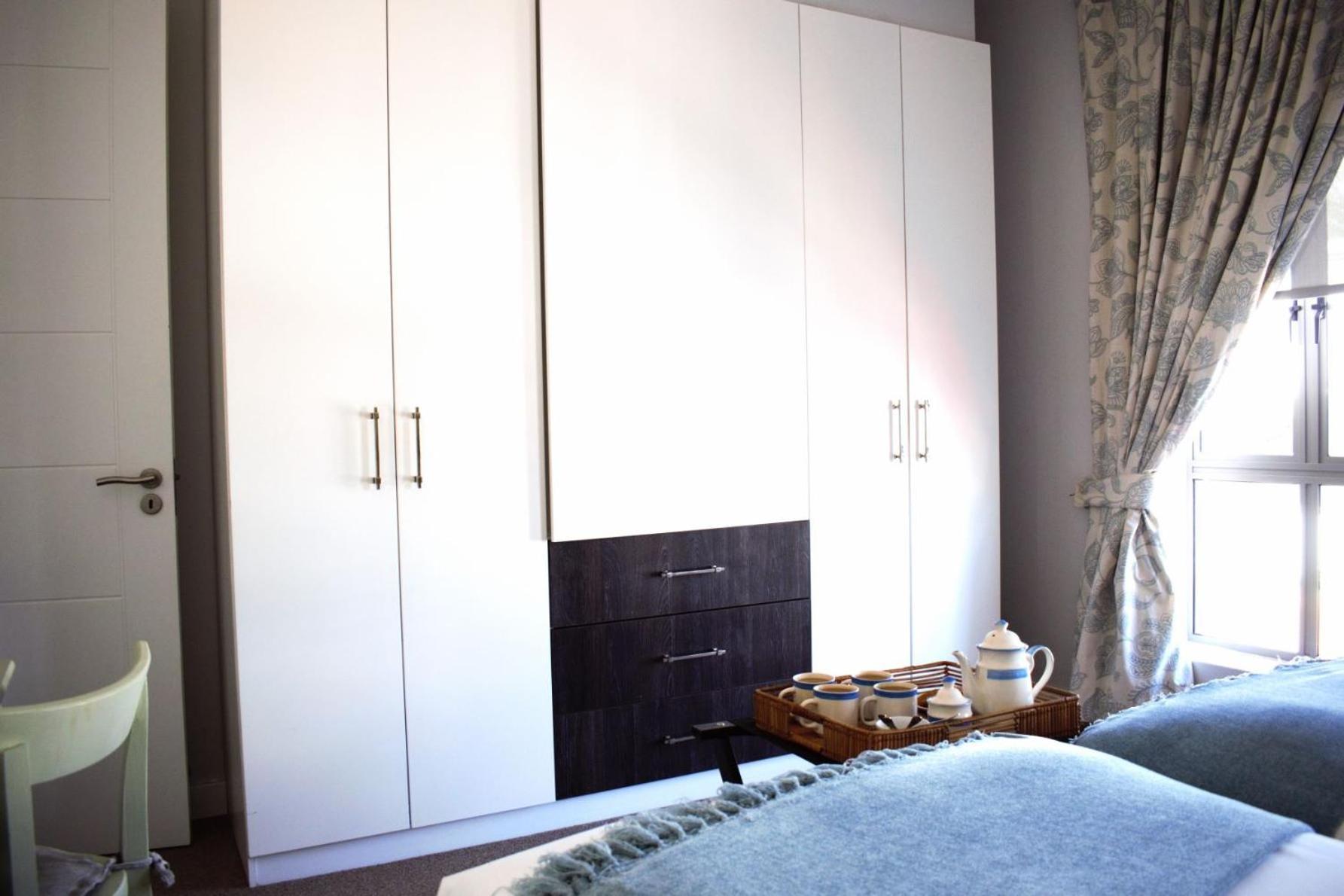 Spacious, Modern & Convenient Franschhoek Esterno foto