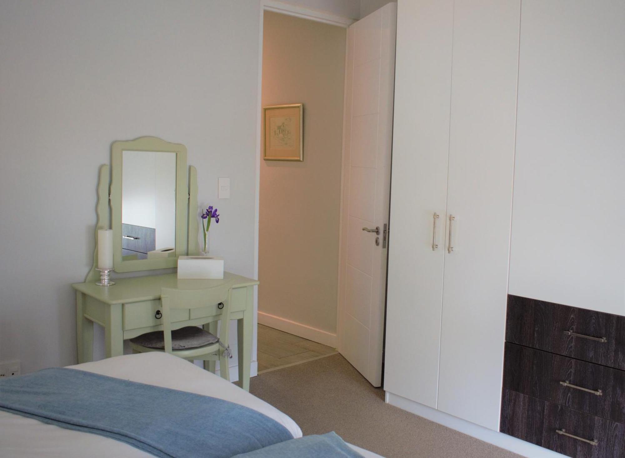 Spacious, Modern & Convenient Franschhoek Esterno foto